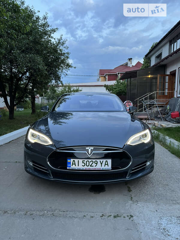 2013 tesla model s