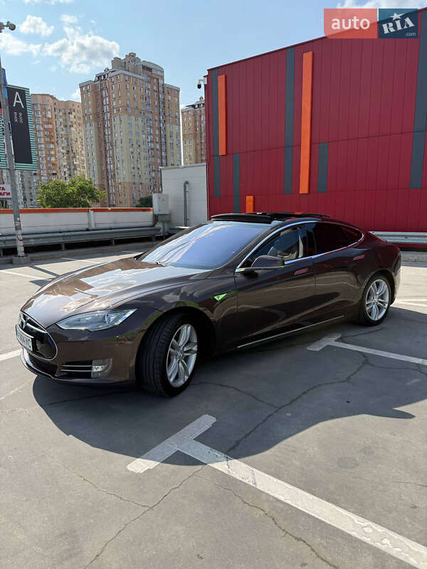 2014 tesla model s