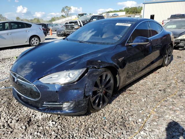 2015 TESLA Model S