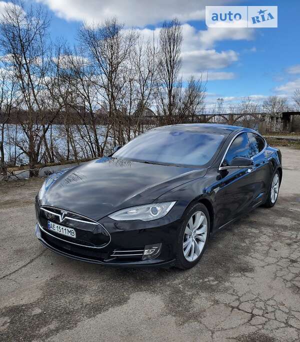 2015 tesla model s