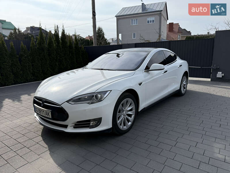 2015 tesla model s