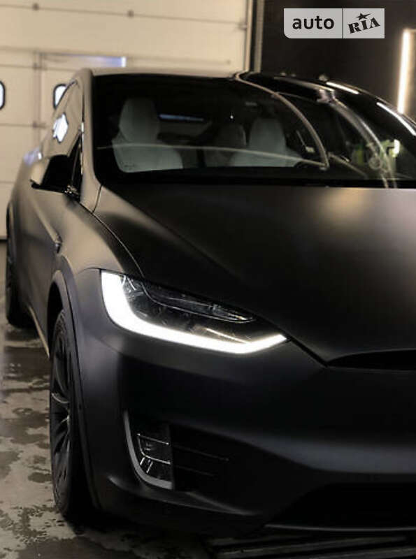 2017 tesla model x