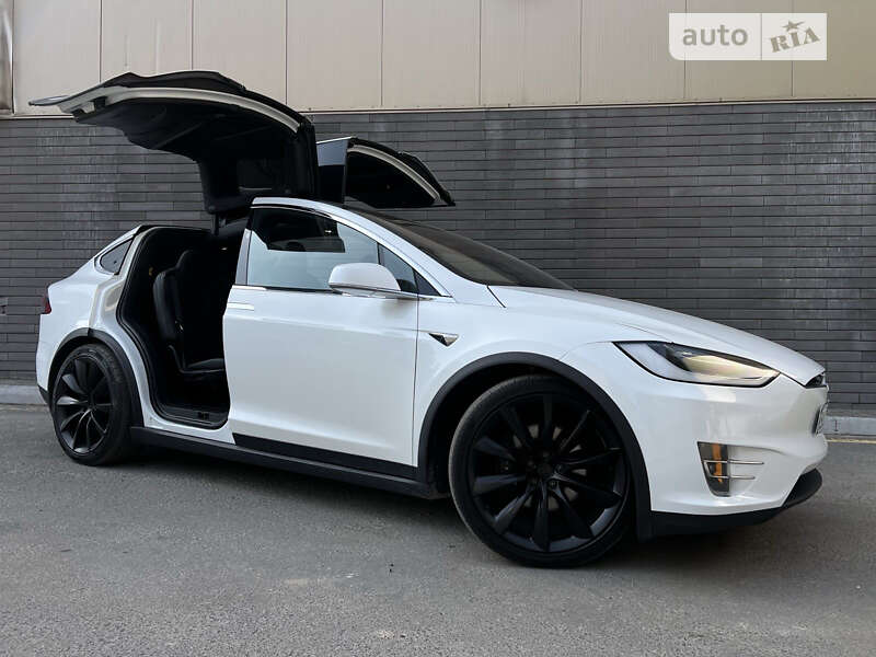 2020 tesla model x