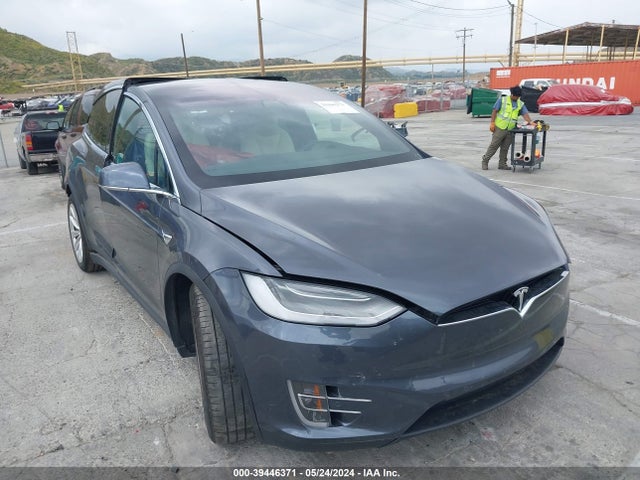 2020 tesla model x