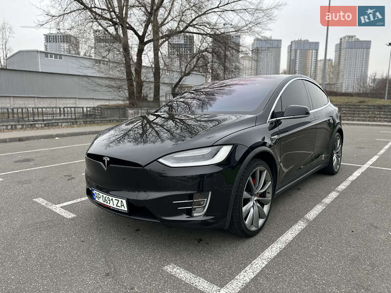 2016 TESLA Model X
