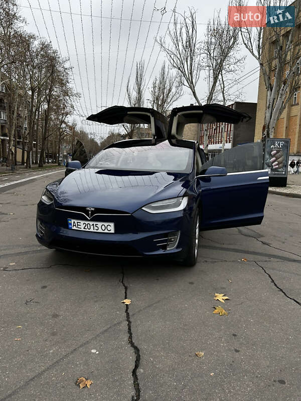 2017 TESLA Model X