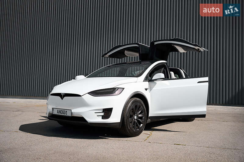 2017 tesla model x