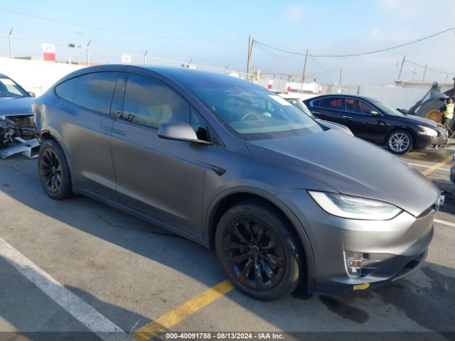 2021 TESLA Model X