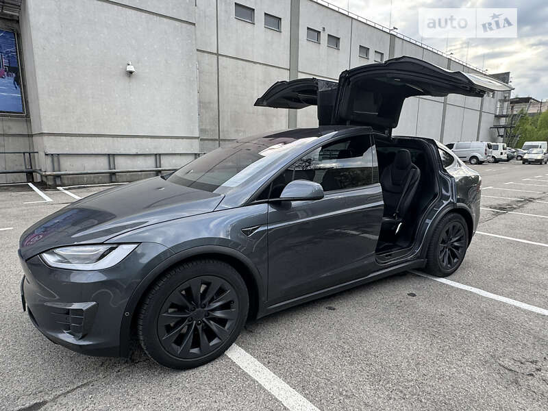 2017 tesla model x