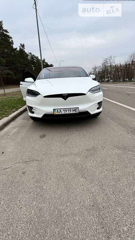 2017 tesla model x
