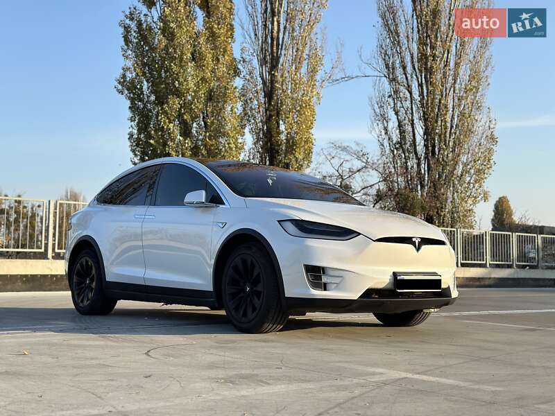2016 tesla model x
