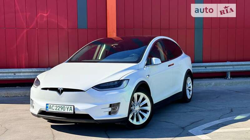2017 tesla model x