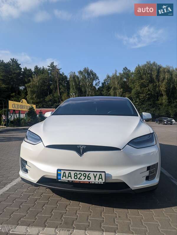 2019 tesla model x