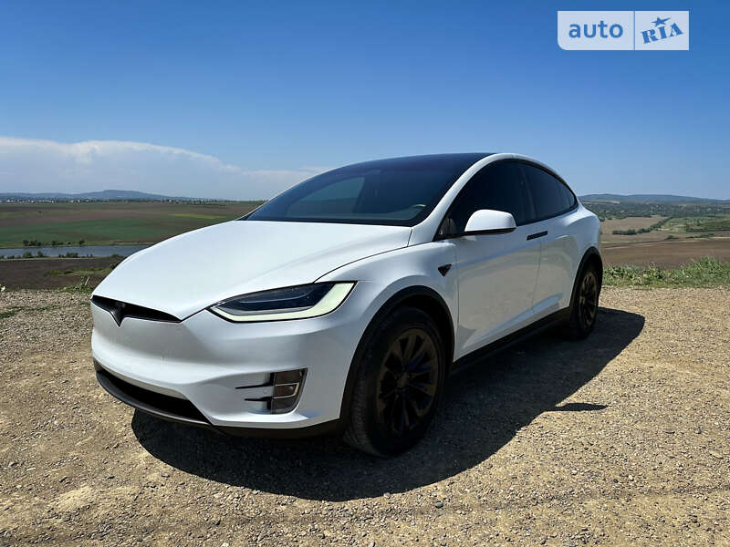 2020 tesla model x