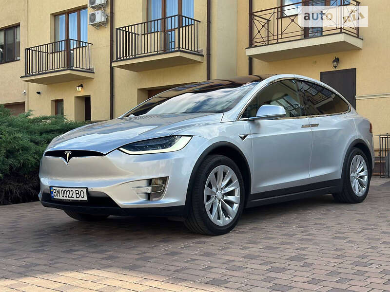 2017 TESLA Model X