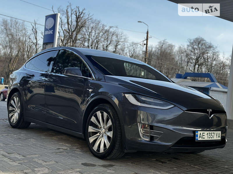 2019 tesla model x