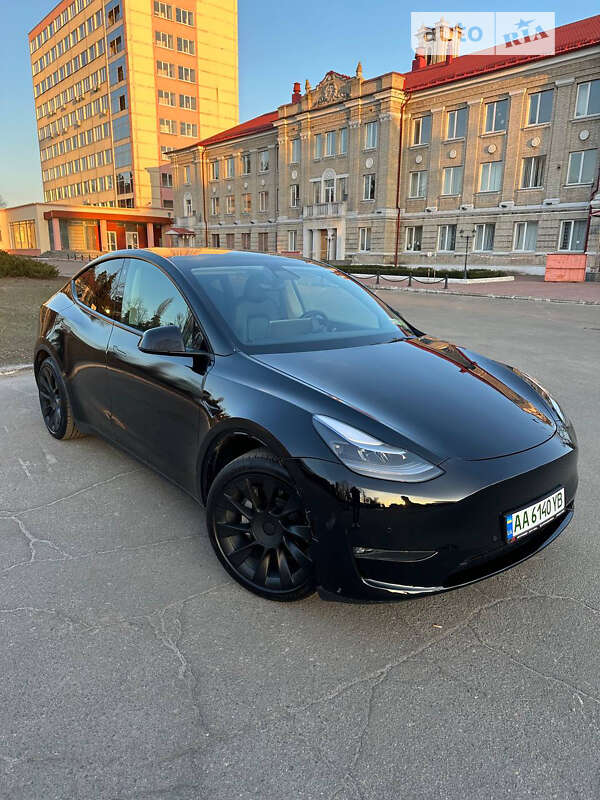 2021 tesla model y