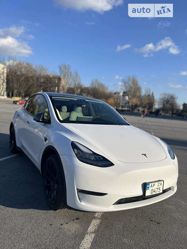 2021 tesla model y