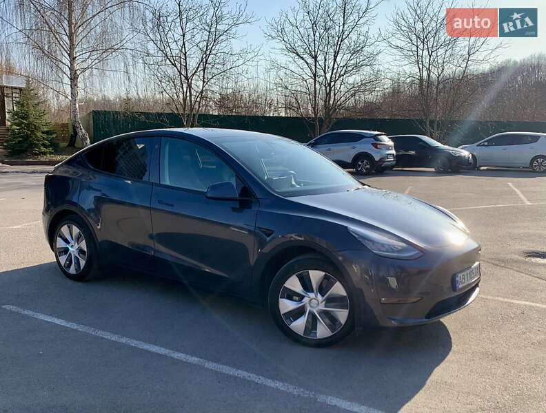 2021 tesla model y