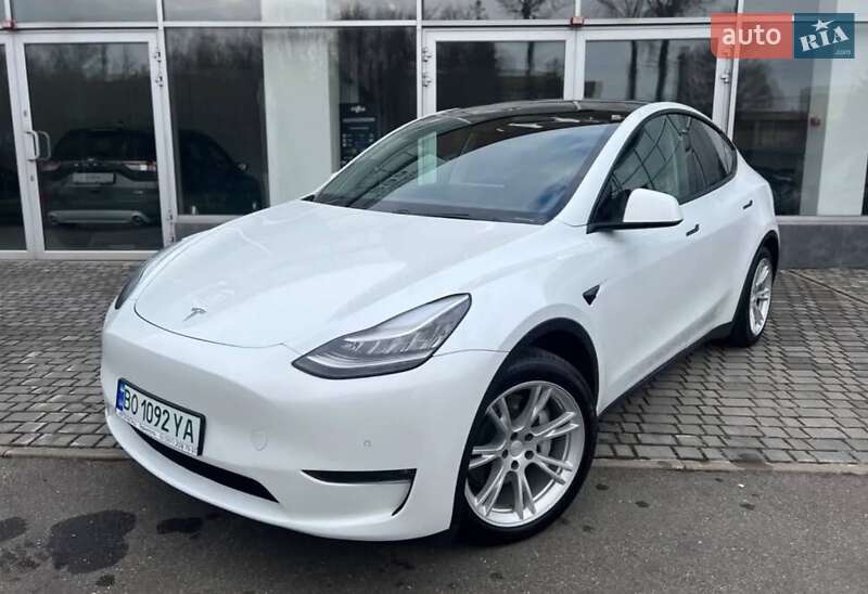 2020 tesla model y