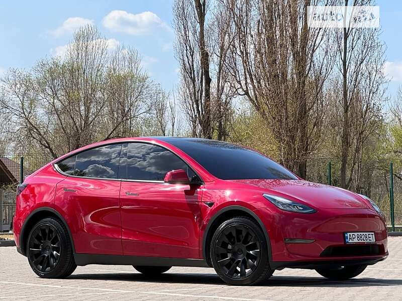2021 tesla model y