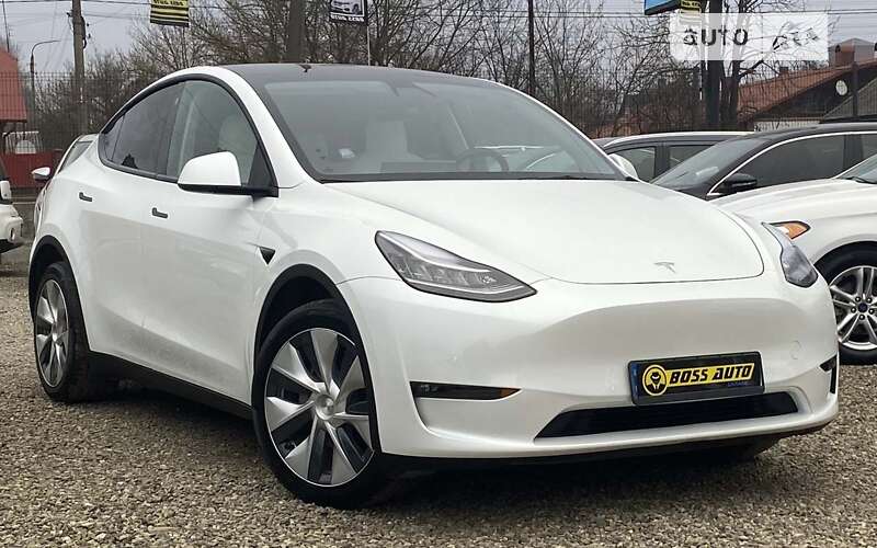 2021 tesla model y