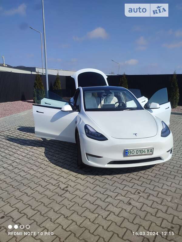 2021 tesla model y