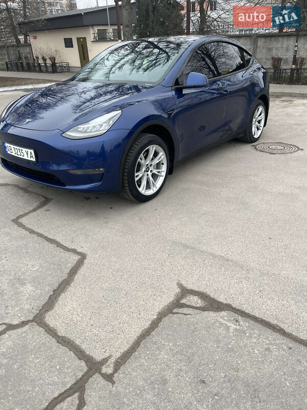 2020 tesla model y