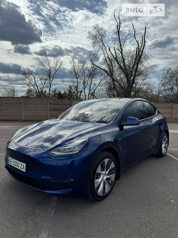 2021 tesla model y