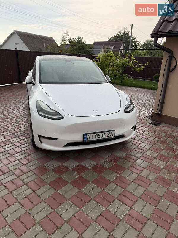 2021 tesla model y
