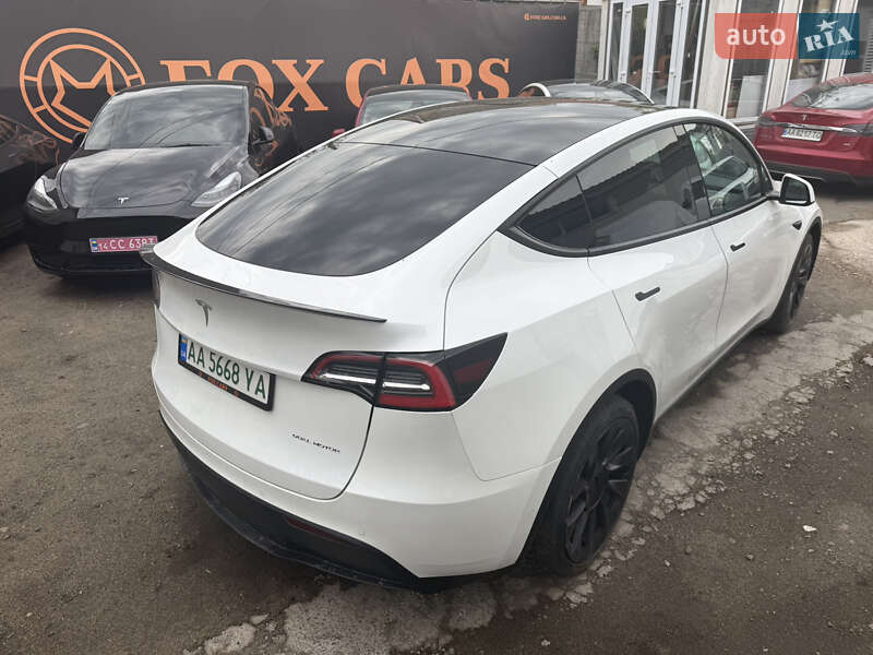 2020 tesla model y