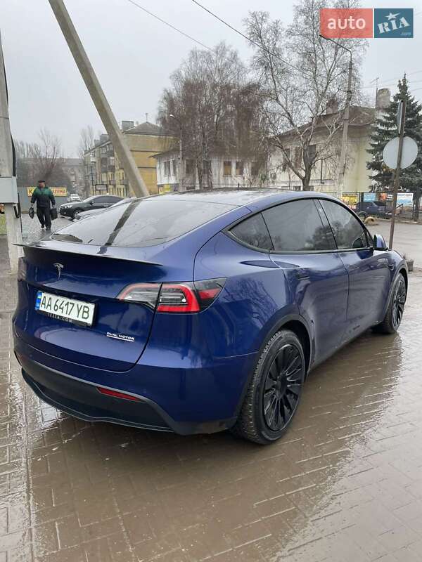 2020 tesla model y