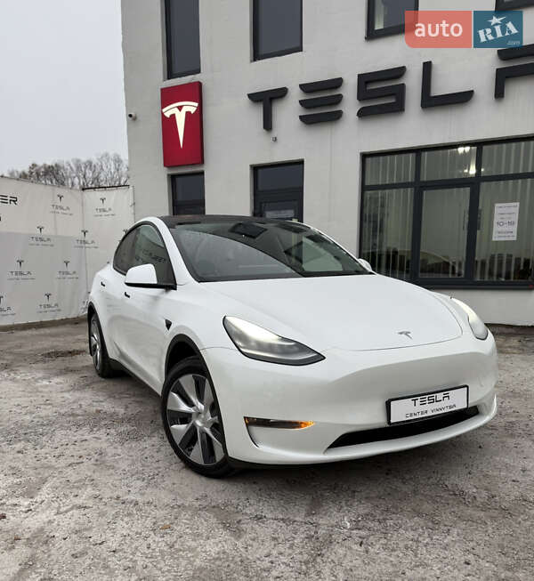 2021 tesla model y