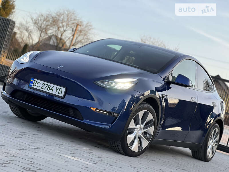 2021 tesla model y