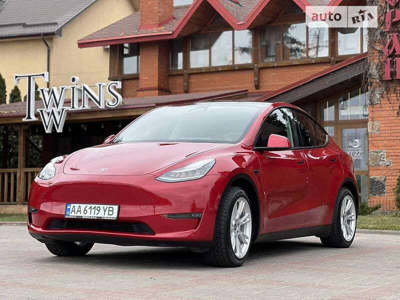 2020 tesla model y