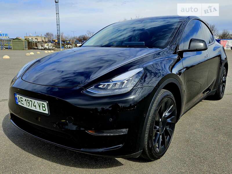 2021 tesla model y