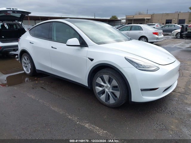 2021 tesla model y
