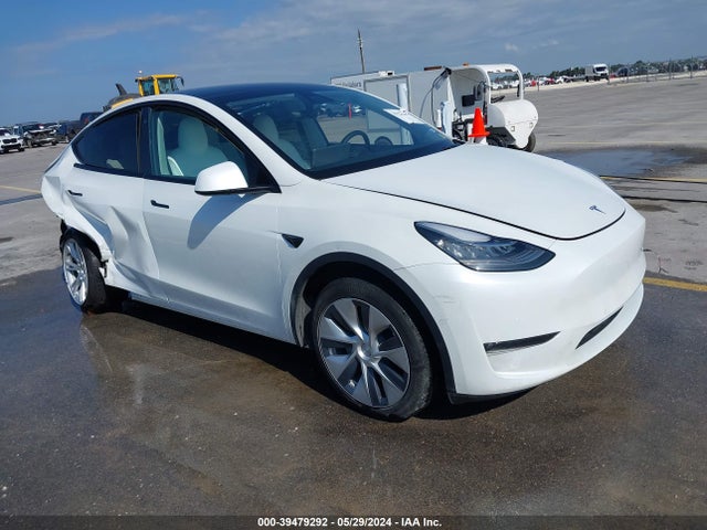 2021 tesla model y