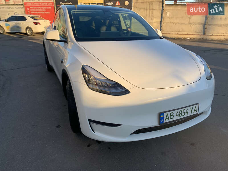 2021 tesla model y