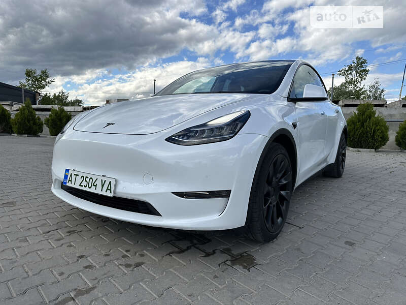 2021 tesla model y