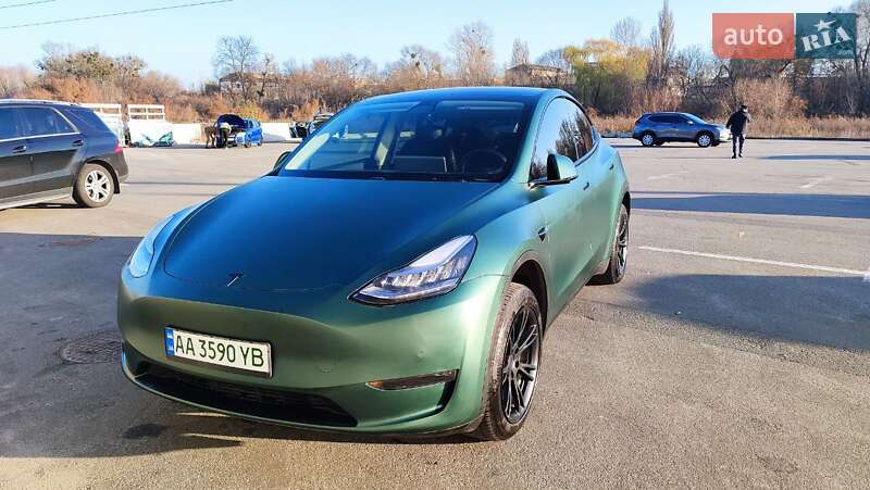 2020 tesla model y