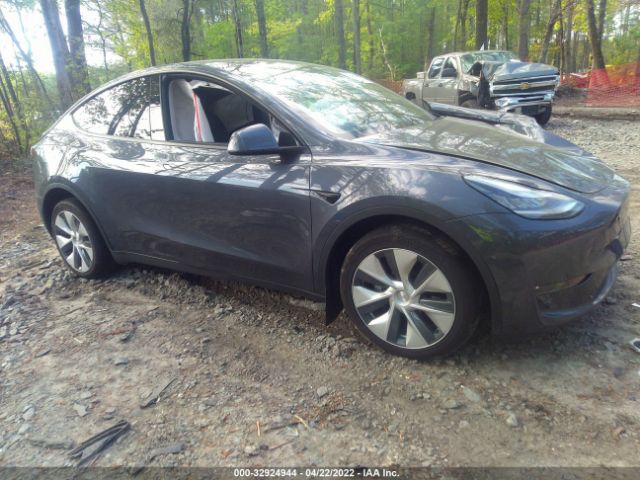 2020 tesla model y