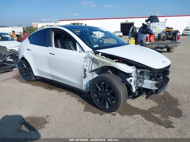 2020 tesla model y