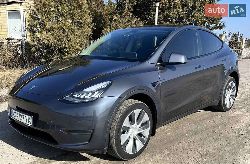 2021 tesla model y