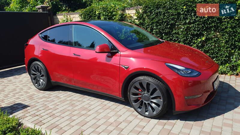 2021 TESLA Model Y