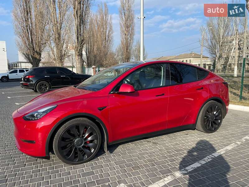 2021 tesla model y