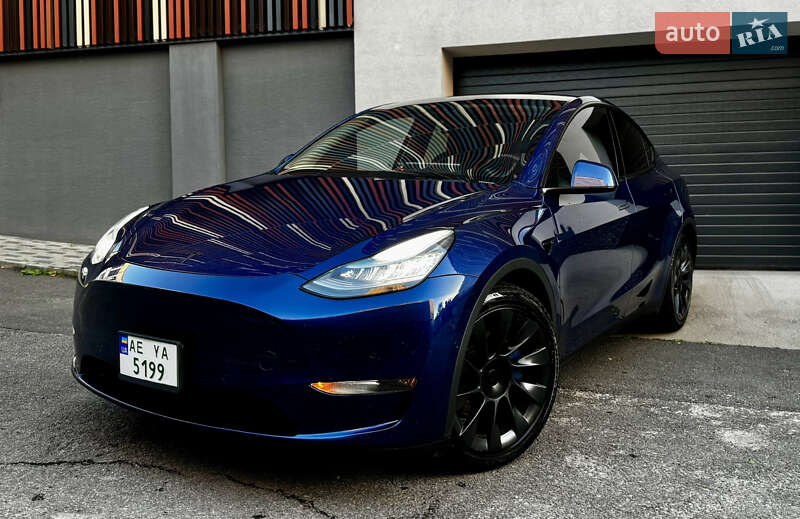 2020 tesla model y