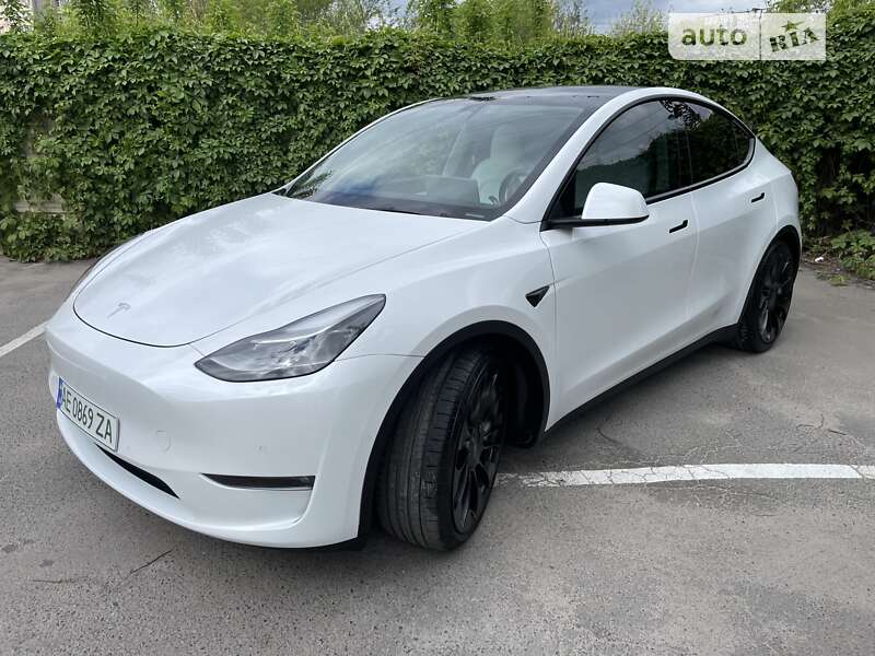 2021 tesla model y