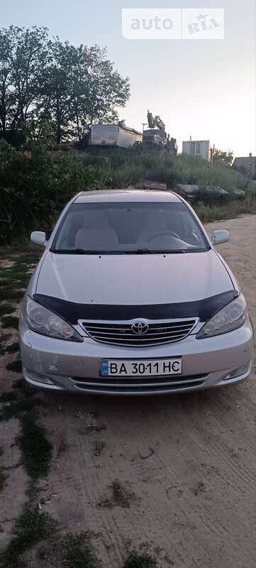2004 toyota camry
