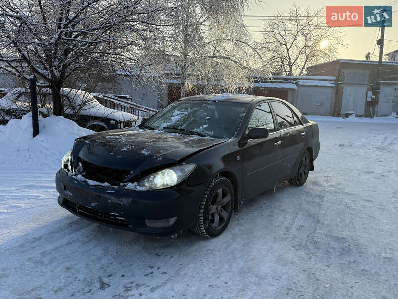 2005 toyota camry